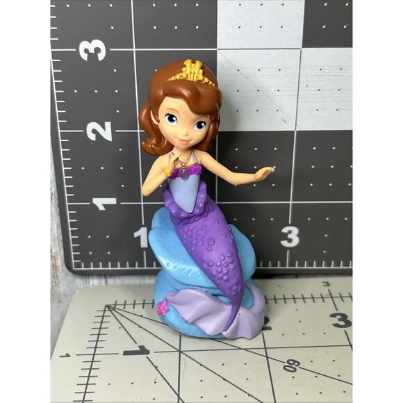 Disney Sofia The First Toy Mini Figure Mermaid Princess Purple Coral Reef Rock - Picture 1 of 5